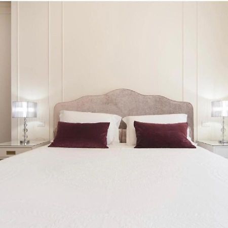 Madonna Montecchi Luxury Suite In Βερόνα Εξωτερικό φωτογραφία