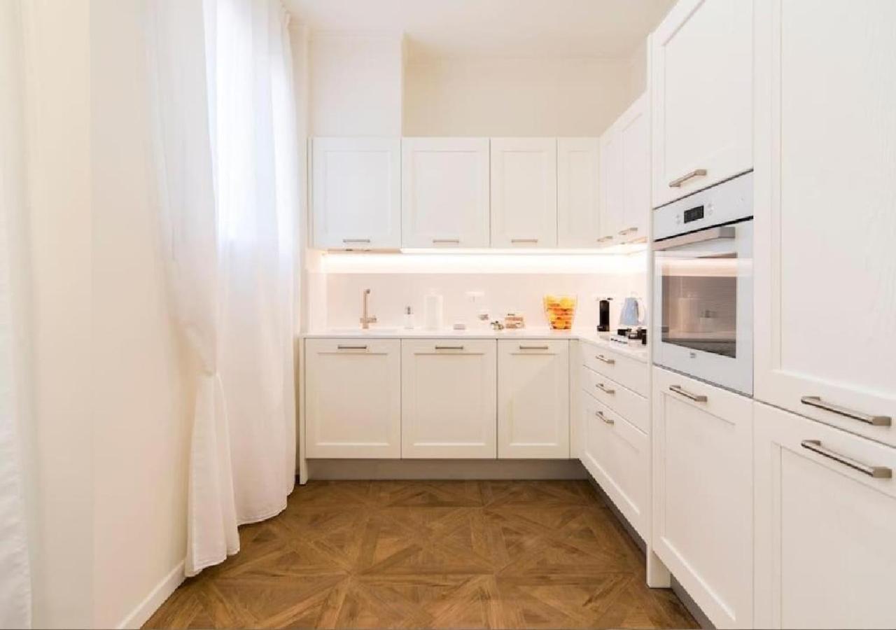Madonna Montecchi Luxury Suite In Βερόνα Εξωτερικό φωτογραφία