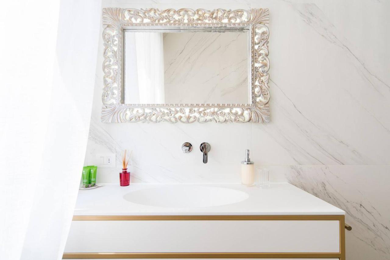Madonna Montecchi Luxury Suite In Βερόνα Εξωτερικό φωτογραφία